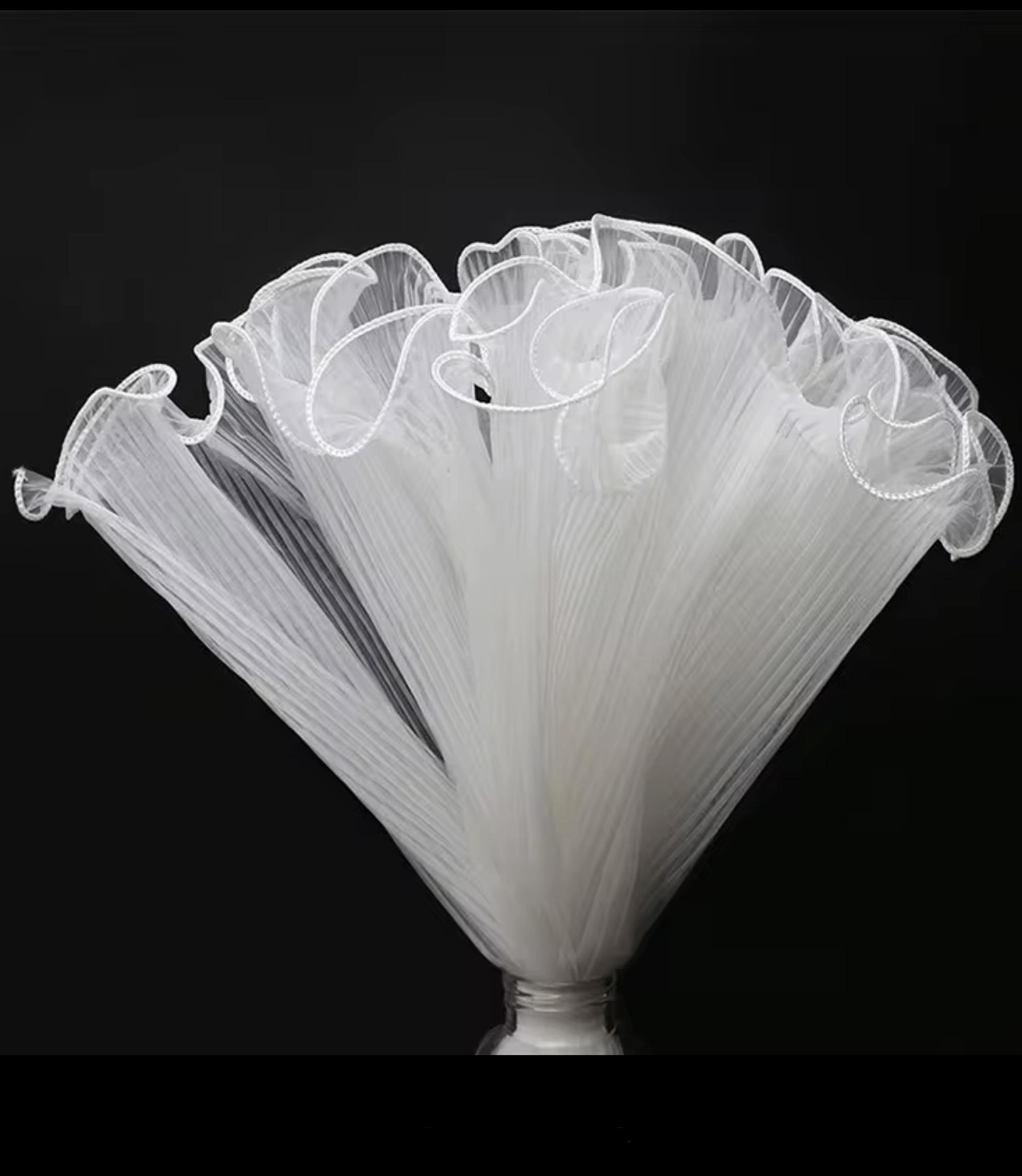 Mesh Flower Wrap in White