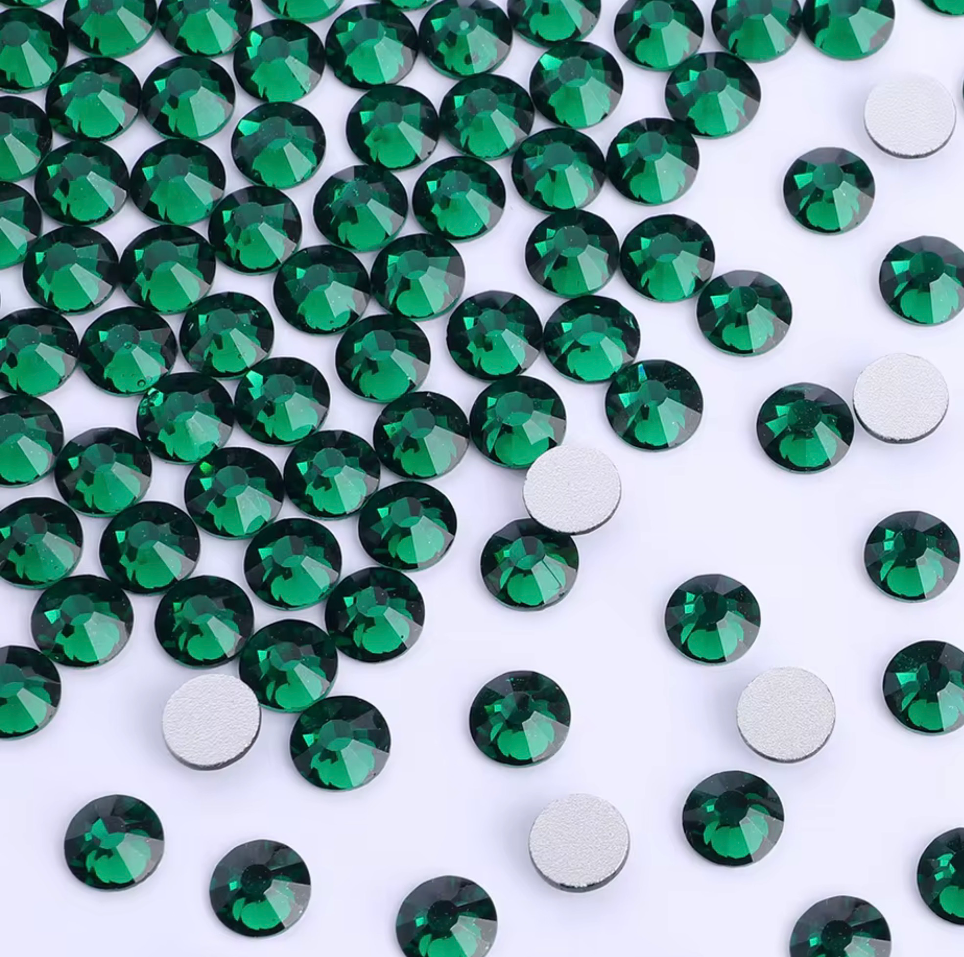 Rhinestones in Crystal — Emerald