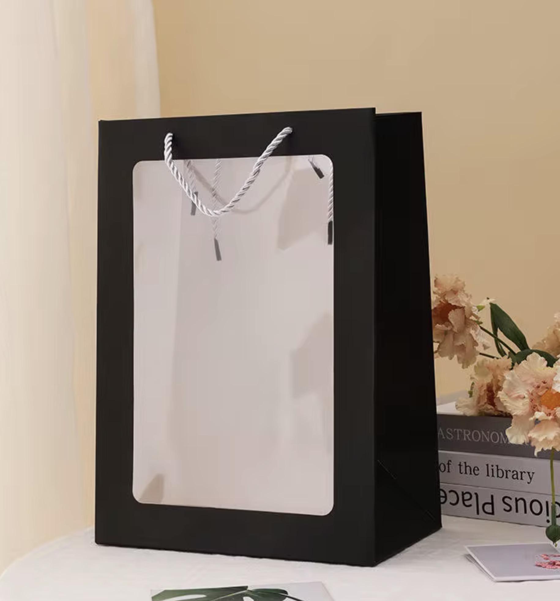 Gift Bag in Hard Cardstock Pink — black